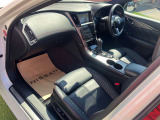 ご納車前にスタッフが入念に清掃し気持ちよく乗り出せるように致します。