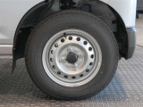 R8年式夏タイヤ145/80R12 80/78N LTヨコハマ製です。