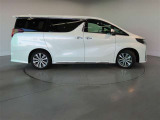 トヨタの1年間走行距離無制限U-car保証&ハイブリッド機構特別保証つき 2年3年と保証延長も可能です