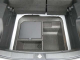 広々としたラゲージスペースを備えています。ライフスタイルに合わせていろいろな物を積み込めます!