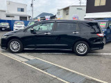 私達の強みは、車の仕入れから整備、板金塗装そして販売、さらにアフターケアまで自社で一貫して行える点にあります。これにより全ての行程に責任を持ち、お客様に信頼できるサービスを提供いたします。