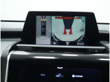 パノラミックビューモニター装備!トップビュー&フロントビュー・車両に取り付けたフロント、サイド、バックカメラの映像を合成して画面上に表示させることで、低速時の運転を補助する装置です。
