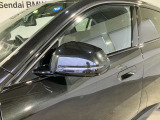自動防眩 ヒーター内臓 LEDウィンカー内臓ドアミラー 自動防眩はミラーに無段階に反射率を調整し後続車の眩しいライト反射を軽減し夜間の安全な運転に貢献します。