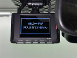 ドライブレコーダー装着車両です