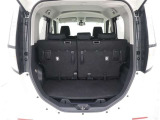 大きく開き荷物が積みやすい シートアレンジでスペースアップが可能です