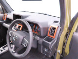 【ステアリングスイッチ】運転中、前方から目線をそらすことなく、オーディオ等の操作が可能な便利機能!安心&快適なドライブを演出してくれます♪