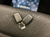 【スマートキー】キーをポケットやカバンに入れたままでもドアの施錠・開錠ができ、雨の日や荷物の多い日に大活躍!
