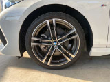 BMW正規ディーラー BMW Premium Selection調布の認定中古車です。厳しい基準をクリアした高品質車両のみ販売。BMW認定中古車保証付き(最長4年・距離無制限)、全国納車対応可能です。