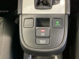 パーキングブレーキは、電子制御パーキングブレーキです。