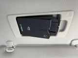 見栄えよくすっきりと収まるETC車載器です。高速道路の料金所をスムーズに通過でき、快適なドライブをサポートします。納車されたその日からすぐに遠出やロングドライブを楽しめます。