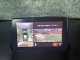360&deg;ビューモニターを搭載しています。コーナーセンサーと合せてお使いいただくことで、安全、安心にお車の取り回しを行っていただけます