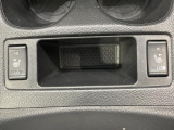 【シートヒーター】寒い日に重宝するシートヒーター!エアコンより早く温まってくれるので寒がりの人も安心ですね♪エアコンの温風は乾燥するから苦手、という方にもをおすすめです。