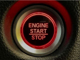 豊富に在庫を取り揃えています!軽自動車からミニバン、セダン、SUV、話題のハイブリッド車など続々入荷しております!