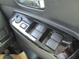 運転席ドアスイッチ