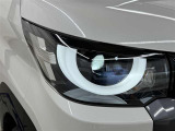 LEDヘッドライトです。デザイン性がよくとても明るいので、夜間の走行や悪天候でも安心です。しかも長寿命!