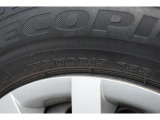 タイヤサイズは155/70R13です。