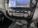 オートエアコンで快適な車内温度を演出してくれます!