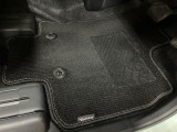 大阪ダイハツ販売(株)U-CAR八尾 までご連絡お待ちしております☆ 気になる事はなんでもお気軽にお問い合わせください!