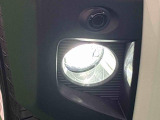 LEDフォグランプ LEDの明るい光が霧の発生や悪天候時に視界確保をサポートします!