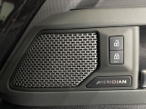 ディフェンダー 110 X ダイナミック HSE 3.0L D300 ディーゼル 4WD 