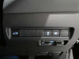 パワーバックドアで開閉操作が運転席からも行えとても便利です!