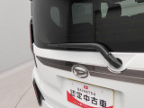 当社では全車、納車前にサービス工場で12ヶ月点検相当の整備を実施しております。そこで確認された不具合箇所は修理しておりますのでご安心下さい。
