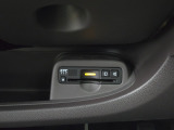 高速道路のご利用時に便利なETC車載器!セットアップを実施してお渡ししますのでお持ちのETCカードを差し込むだけで料金所をスムーズに通過できます。