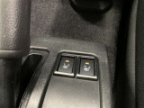 運転席&助手席シートヒーター装備、寒い日もカラダを温め快適にドライブ。