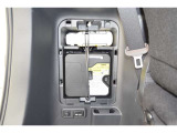 当店は全車『ロングラン保証』付!(1年間、距離無制限 HV車はHV保証付) 別途延長保証もご用意しております♪ ぜひ現車を確認にご来店ください