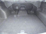 開口部の広いラッゲージスペース。スーツケースや旅行カバン、ゴルフバックなどの荷物も楽々積み込めます。