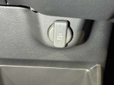 12V電源ソケットを設置しております。周辺機器の充電にご利用頂けます☆