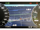 表示項目を自在に操れるカスタマイズ性の高さが魅力です。フルマップ表示でナビを正面に映したり、運転支援状況を大きく出したりと、その時の気分や状況に最適なレイアウトへ瞬時に切り替えが可能です。