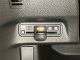 ハンドルの左下にETCがついています。高速道路の料金所の通過も楽々です。 カードの取り出しもしやすい場所についています。