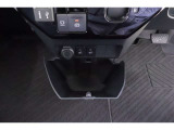 大型のダストボックスは着脱式でとても使い勝手が良いです♪