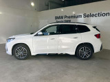 BMW xDriveの魅力は、走行状況と路面状況の変化をリアルタイムに把握し、4輪のトラクションを絶えず最大限に保つことで、どんなコンディションにおいても揺るぎない走りを実現させてくれます。