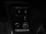 運転席にはシートヒーターが装備されていますので、寒い冬の日でも快適なドライブをお楽しみいただけます!
