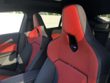 車両の詳細、ご質問につきましては、営業スタッフまでお気軽にご連絡下さいませ。遠方のお客様には実車の詳細動画送信も承ります。お問合せをお待ち致しております。