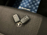 【スマートキー】キーをポケットやカバンに入れたままでもドアの施錠・開錠ができ、雨の日や荷物の多い日に大活躍!