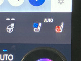 ナビ画面下のエアシート&ヒーターのスイッチです。