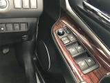 運転席からの操作で空気の入れ替えができて快適な室内空間へ☆