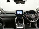 見通しのよいすっきりとした視界で、誰でも運転しやすいです。運転のしやすさは疲れにくさにも繋がりますよ♪