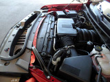 搭載されているのは6.2L V型8気筒OHVガソリンエンジンになります。