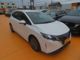右前からの画像です!お車の事でしたらお任せ下さい!