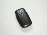 【スマートキー】簡単便利機能♪キーを取り出さずにドアを施錠&解錠。クルマの始動も可能です。