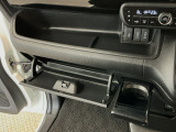 当店での販売車両は、車検整備はもちろん、車検残ありの車両でも点検整備をしっかり終わらせてからお客様へ引き渡し致しますので、安心してご購入いただけます♪