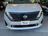 安全装備の移動物検知軽(MOD)!人や走っている自転車など移動している物を検知して教えてくれます・前後コーナーセンサーも付いているので、画像と音でも確認出来るので安心です。