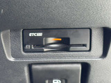 今では必需品のETCもパネルデザインにフィットするビルトインタイプなので、見た目もスッキリとしています