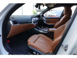 BMWの助手席に座るのもこれまた格別です☆