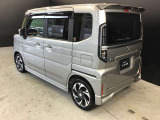 後方からのスタイルが目を引きます。