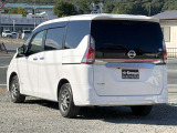 当社では全車ルームクリーニングを施工しご納車。室内だけでなく、エンジンルーム、ドアヒンジ等、隅々まで綺麗に仕上げております!気持ちのいいご納車をお届け致します!